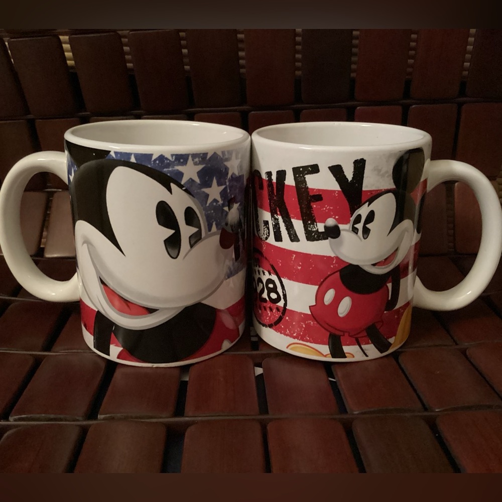 Collectible Disney Jerry Leigh Mickey Mouse Est 1928 mugs pair